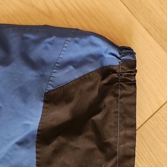 Helly Hansen Shelter Outdoor Waterproof Jacket, Size Toddler 4 - Picture 15 of 15